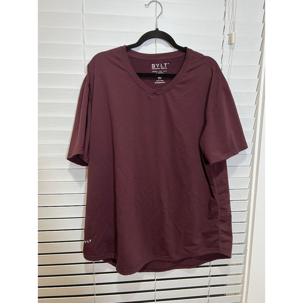 Bylt Drop Cut‎ VNeck T-Shirt - Size XXL